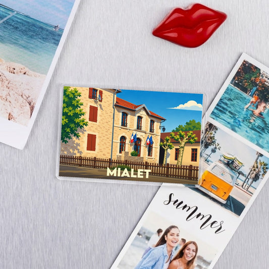 Magnet souvenir de la ville de Mialet avec une illustration stylisée.