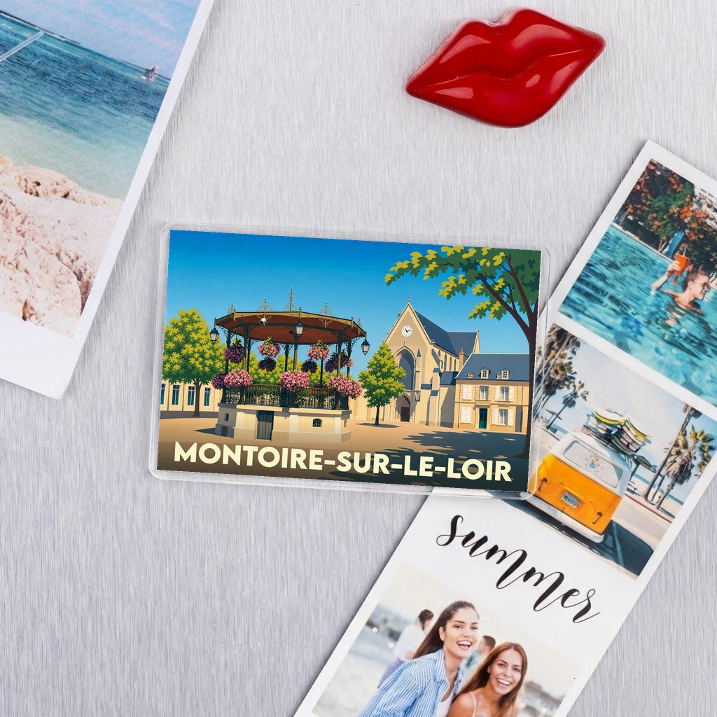 Magnet souvenir de la ville de Montoire-sur-le-Loir avec une illustration stylisée.