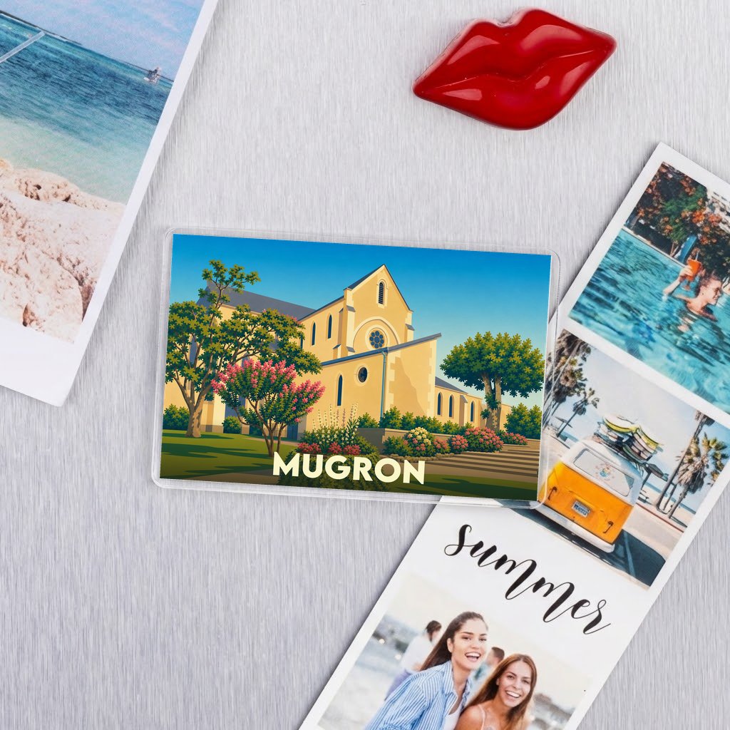 Magnet souvenir de la ville de Mugron avec une illustration stylisée de son église.