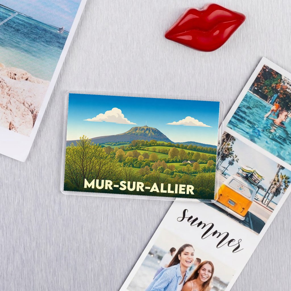 Magnet souvenir de la ville de Mur-sur-Allier avec une illustration stylisée de ses paysages verdoyants.