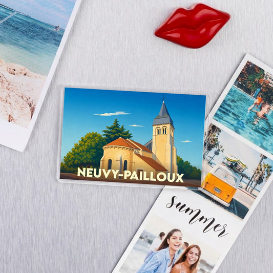 Magnet souvenir de la ville de Neuvy-Pailloux avec une illustration stylisée de son église.