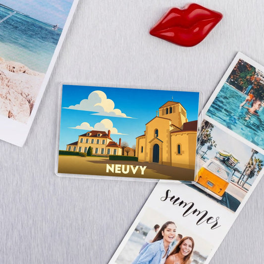 Magnet souvenir de la ville de Neuvy avec une illustration stylisée.
