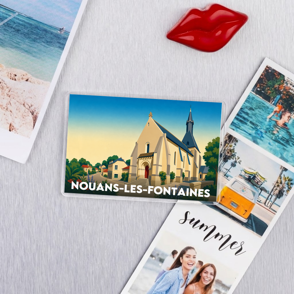 Magnet souvenir de la ville de Nouans-les-Fontaines avec une illustration stylisée.