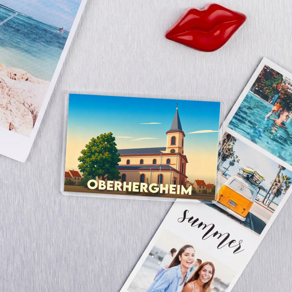 Magnet souvenir de la ville de Oberhergheim avec une illustration stylisée de son église.