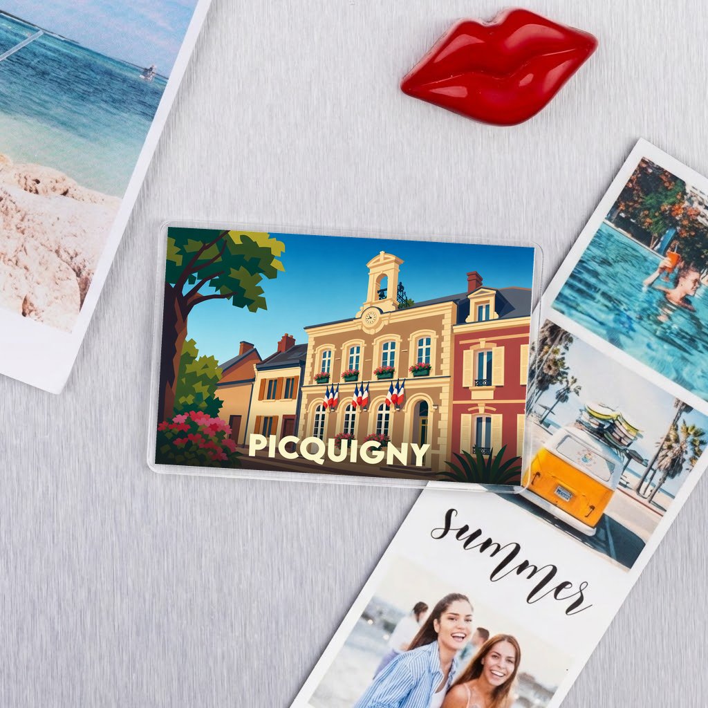 Magnet souvenir de la ville de Picquigny avec une illustration stylisée de son hôtel de ville.