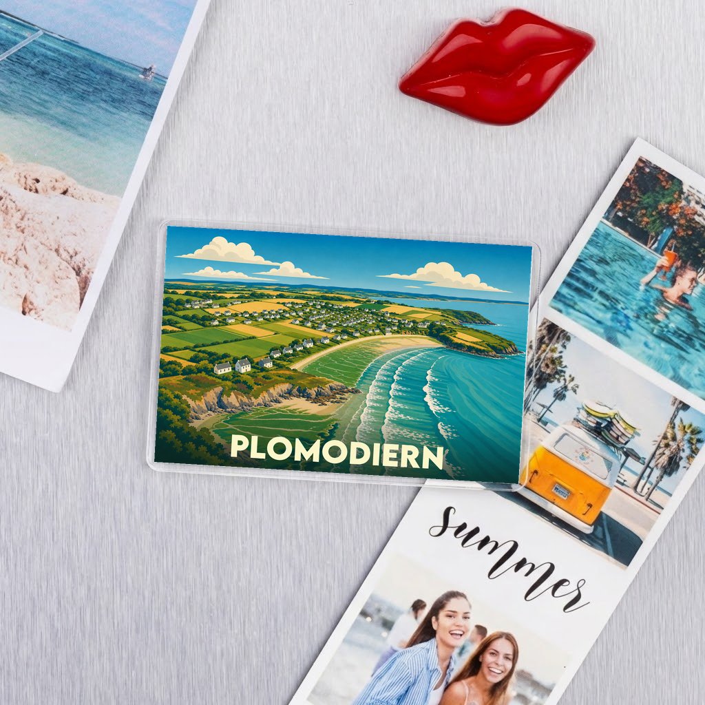 Magnet souvenir de la ville de Plomodiern avec une illustration stylisée de sa côte.