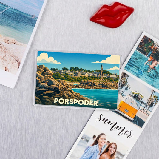 Magnet souvenir de la ville de Porspoder avec une illustration stylisée de sa côte rocheuse.