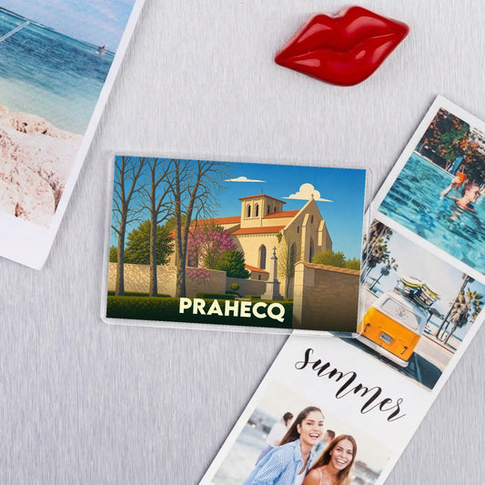 Magnet souvenir de la ville de Prahecq avec une illustration stylisée.