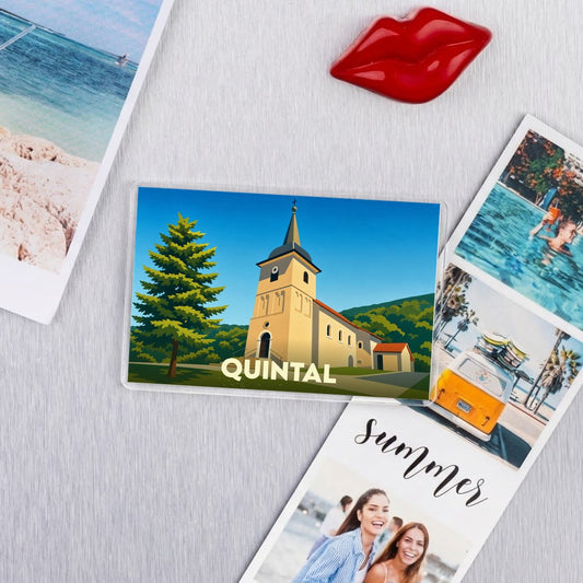 Magnat souvenir de la ville de Quintal avec une illustration stylisée de son église.