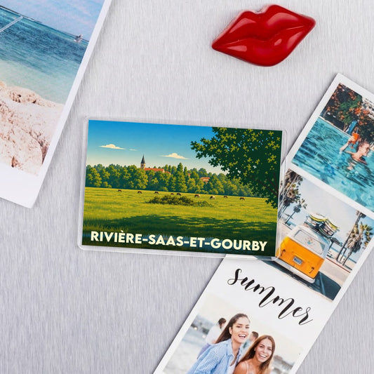 Magnet souvenir de la ville de Rivière-Saas-et-Gourby avec une illustration paysagère stylisée.