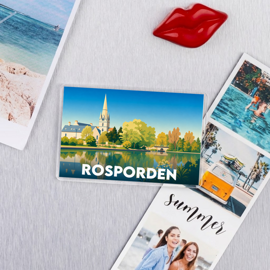 Magnet souvenir de la ville de Rosporden avec une illustration stylisée.