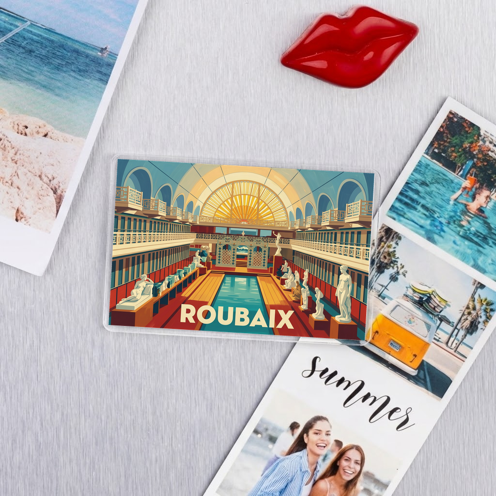 Magnet souvenir de la ville de Roubaix avec une illustration stylisée du musée La Piscine.