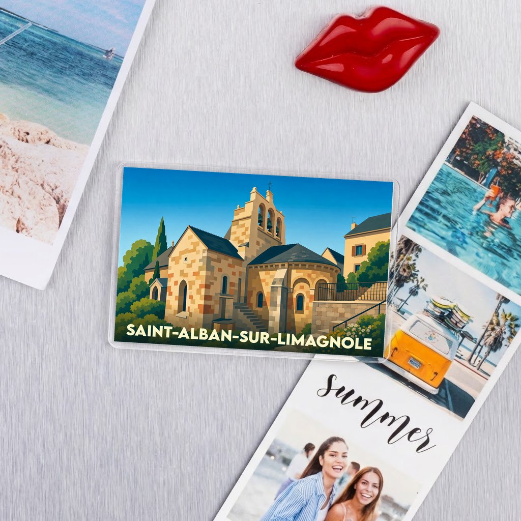 Magnet souvenir de la ville de Saint-Alban-sur-Limagnole avec une illustration stylisée de son église romane.