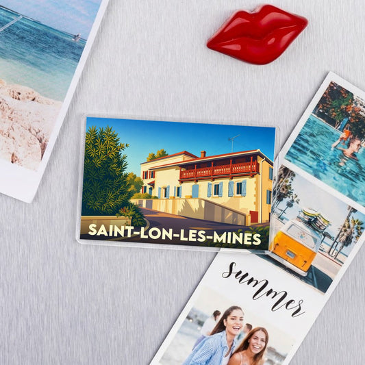 Magnet rectangulaire souvenir de Saint-Lon-les-Mines avec une illustration stylisée d'une maison landaise traditionnelle.