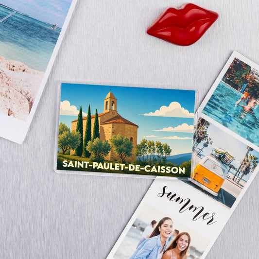 Magnet souvenir de la ville de Saint-Paulet-de-Caisson avec une illustration stylisée de son église.