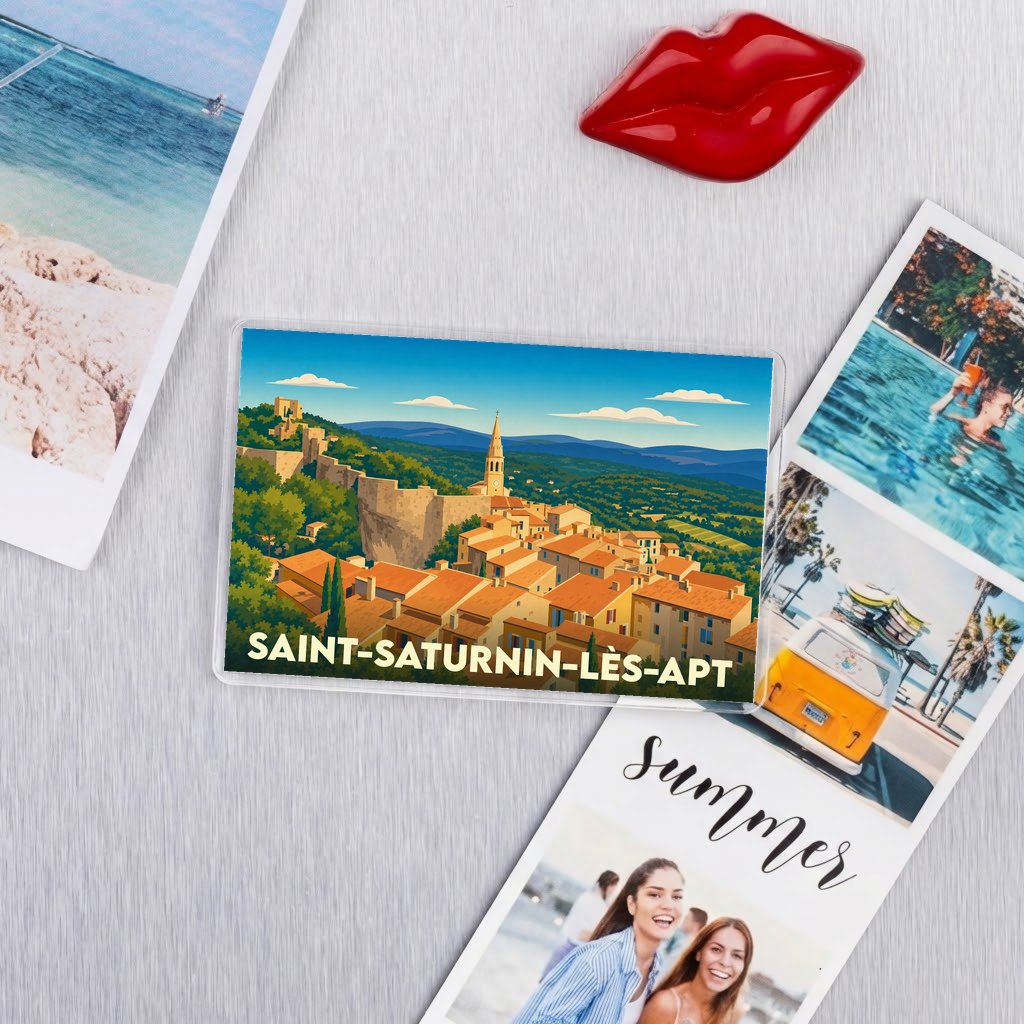 Magnet souvenir de la ville de Saint-Saturnin-lès-Apt avec une illustration stylisée du village provençal.