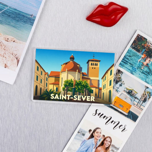 Magnet souvenir de la ville de Saint-Sever avec une illustration stylisée de son patrimoine architectural.