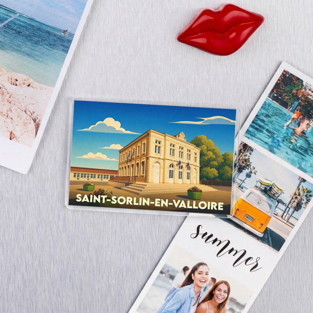 Magnét souvenir de la ville de Saint-Sorlin-en-Valloire avec une illustration stylisée de sa mairie.