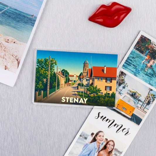 Magnet souvenir de la ville de Stenay avec une illustration colorée et stylisée de ses rues.