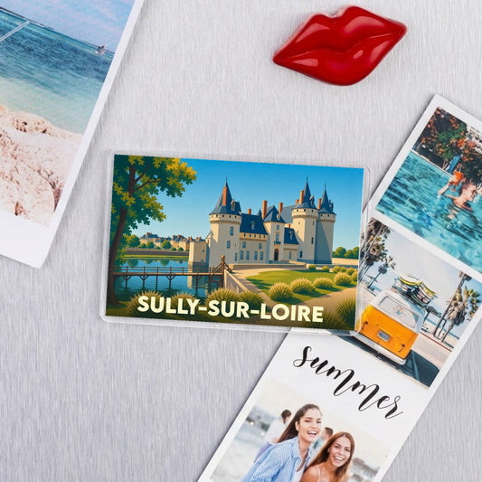 Magnet souvenir de la ville de Sully-sur-Loire avec une illustration stylisée de son château.