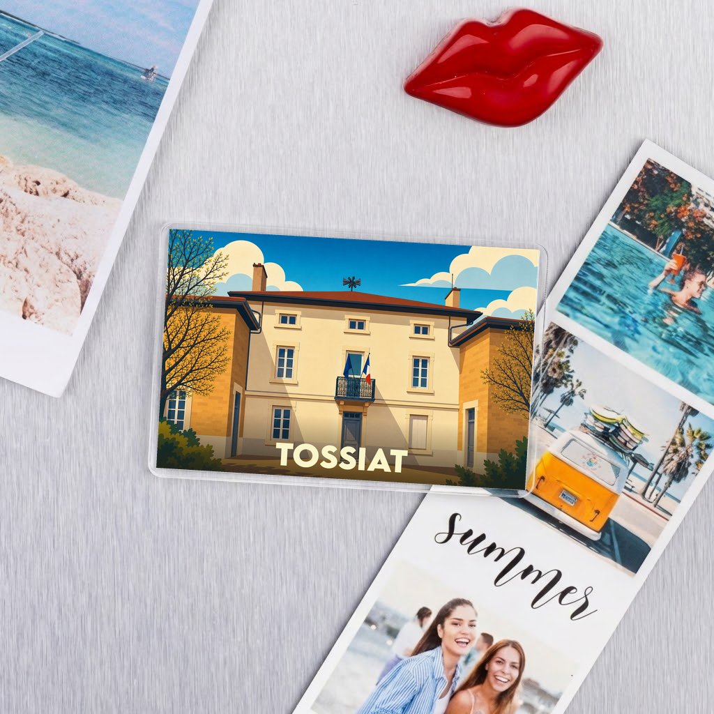 Magnet souvenir de la ville de Tossiat avec une illustration stylisée de sa mairie.