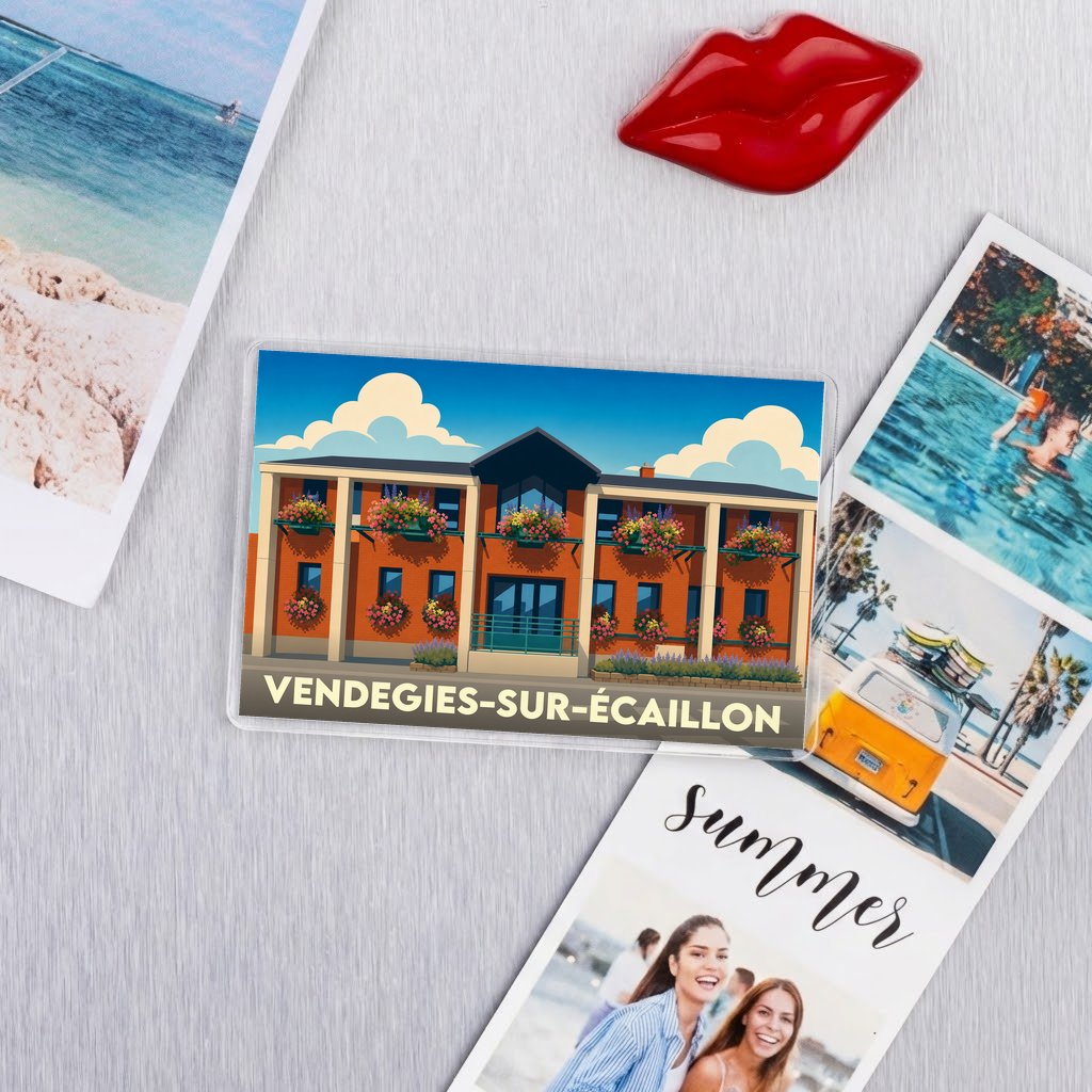 Magnet souvenir de la ville de Vendegies-sur-Écaillon avec une illustration stylisée de sa mairie fleurie.
