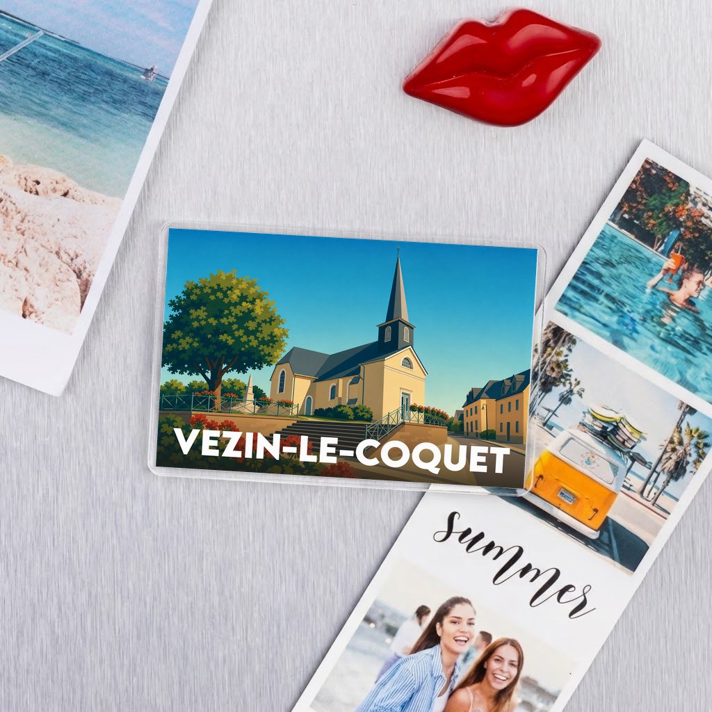 Magnet souvenir de la ville de Vezin-le-Coquet avec une illustration stylisée de son église.