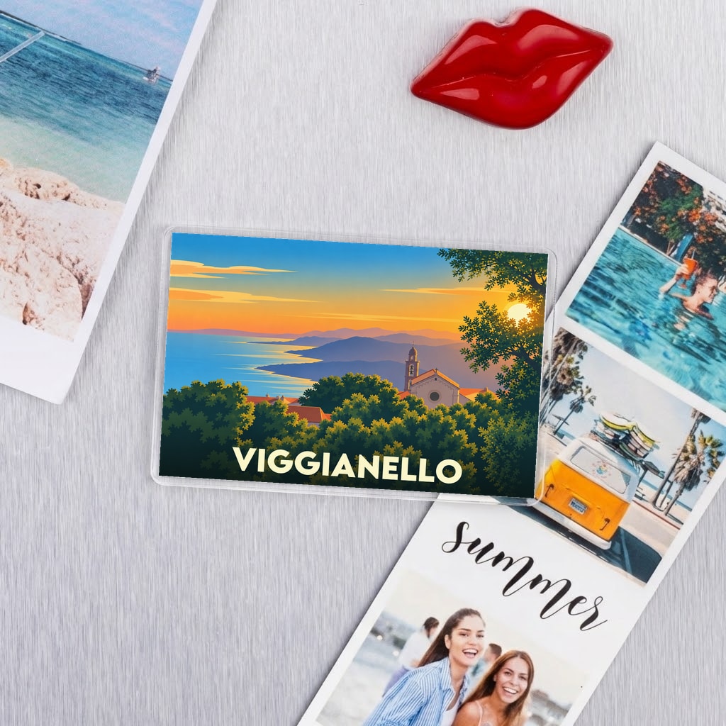 Magnet souvenir de la ville de Viggianello avec une illustration de paysage stylisée.