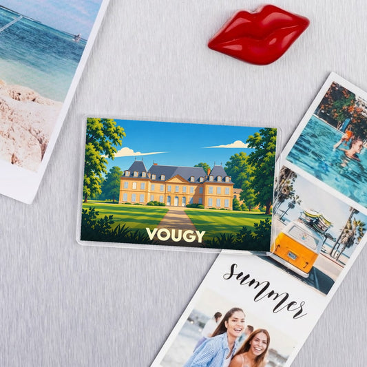 Magnet souvenir de la ville de Vougy avec une illustration stylisée de son château.
