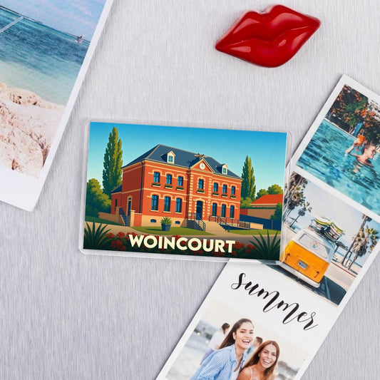Magnet souvenir de la ville de Woincourt avec une illustration stylisée de son hôtel de ville.