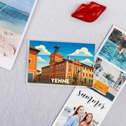 Magnet souvenir de la ville de Yenne avec une illustration stylisée de son hôtel de ville.