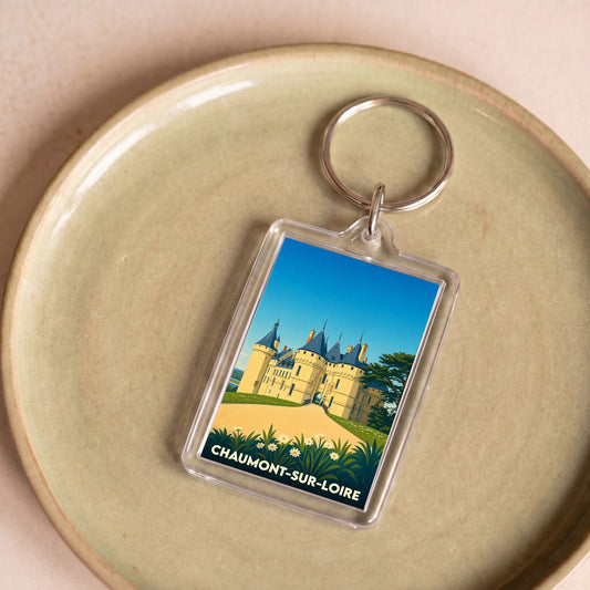 Porte-clés souvenir de la ville de Chaumont-sur-Loire avec une illustration stylisée de son château.