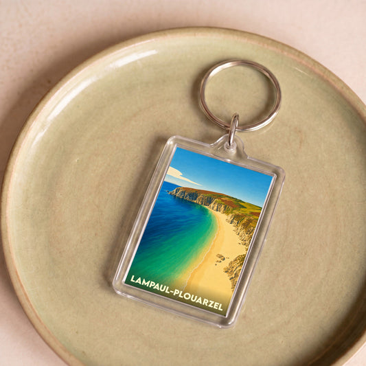 Porte-clés souvenir de la ville de Lampaul-Plouarzel avec une illustration stylisée de son littoral.