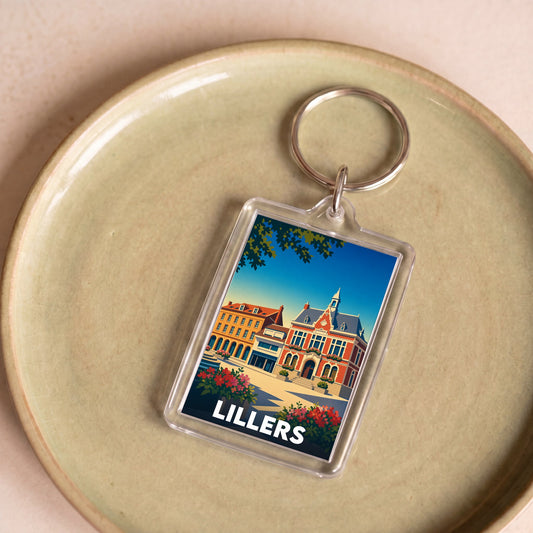 Porte-clés souvenir de la ville de Lillers avec une illustration stylisée de son architecture.