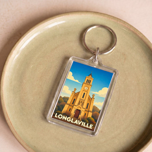 Porte-clés souvenir de la ville de Longlaville avec une illustration stylisée de son église.