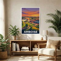 Poster souvenir de la ville d’Amboise avec une illustration stylisée de son château et du paysage.