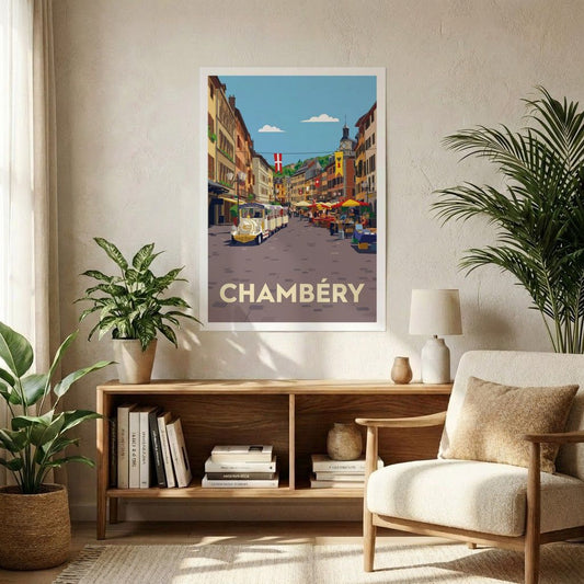 Poster souvenir de la ville de Chambéry avec une illustration stylisée d'une rue animée.