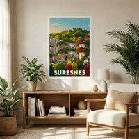Affiche souvenir de la ville de Suresnes avec une illustration stylisée de maisons nichées sur une colline arborée.