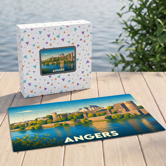 Puzzle souvenir de la ville d'Angers avec une illustration stylisée du château et de la Maine.