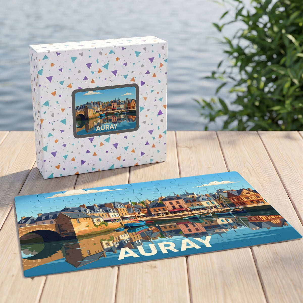 Puzzle souvenir de la ville d'Auray avec une illustration stylisée de son port et de ses maisons à colombages.