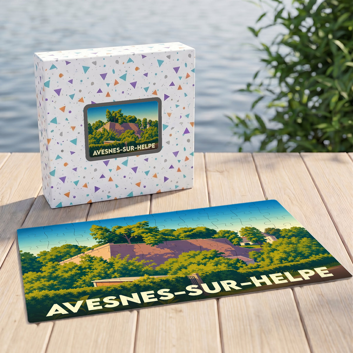 Puzzle souvenir de la ville d'Avesnes-sur-Helpe avec une illustration stylisée de ses remparts verdoyants.