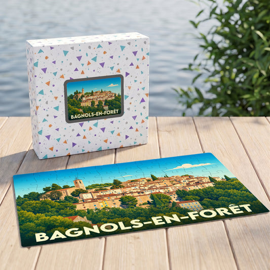 Puzzle souvenir de la ville de Bagnols-en-Forêt avec une illustration stylisée.