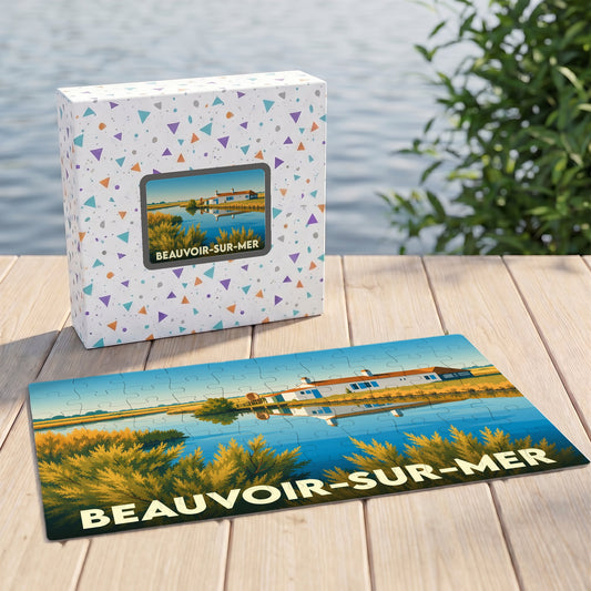 Puzzle souvenir de la ville de Beauvoir-sur-Mer avec une illustration stylisée de ses paysages côtiers.