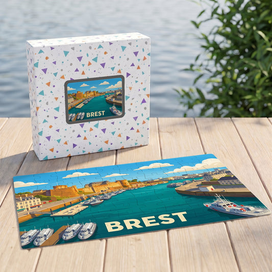 Puzzle souvenir de la ville de Brest avec une illustration stylisée de son port.