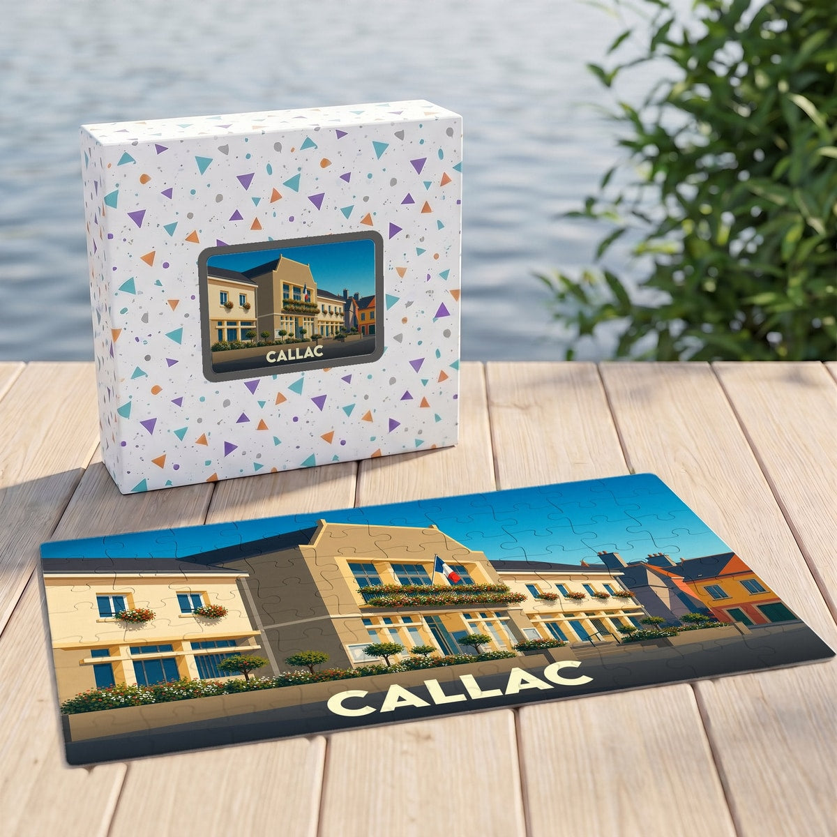 Puzzle souvenir de la ville de Callac avec une illustration stylisée de son hôtel de ville.