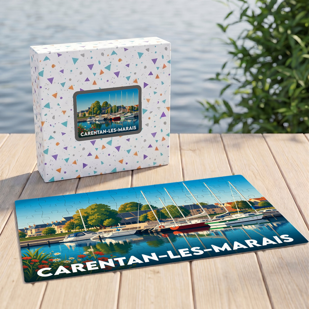 Puzzle souvenir de la ville de Carentan-les-Marais avec une illustration stylisée de son port de plaisance.