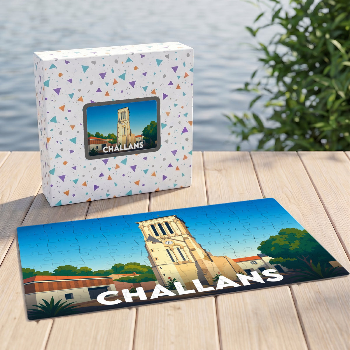 Puzzle souvenir de la ville de Challans avec une illustration stylisée de son église.