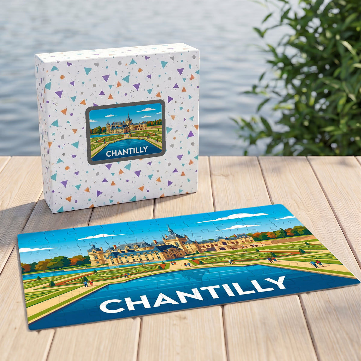 Puzzle souvenir de la ville de Chantilly avec une illustration stylisée du château et de ses jardins.