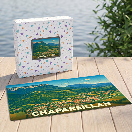 Puzzle souvenir de la ville de Chapareillan avec une illustration panoramique stylisée de la commune et de ses montagnes.