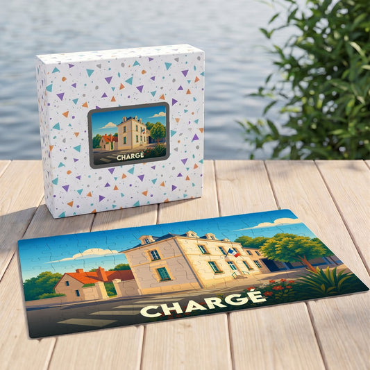 Puzzle souvenir de la ville de Chargé avec une illustration stylisée d'un bâtiment municipal.